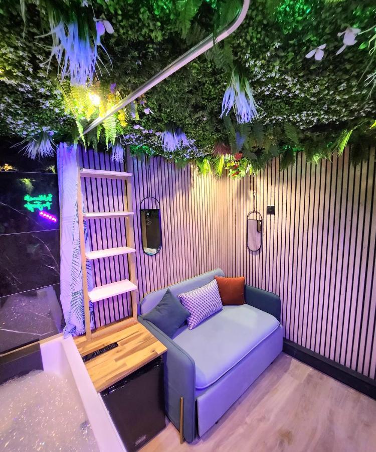 Jungle House Avec Jacuzzi A 10 Min De Disneyland -Taille Chambre- Conde-Sainte-Libiaire 외부 사진
