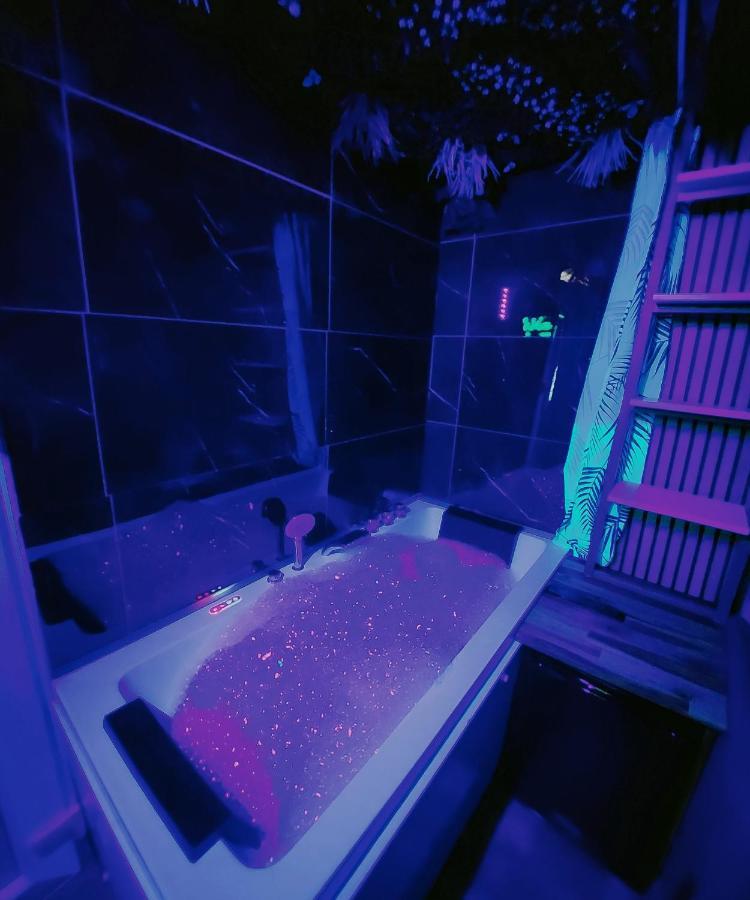 Jungle House Avec Jacuzzi A 10 Min De Disneyland -Taille Chambre- Conde-Sainte-Libiaire 외부 사진