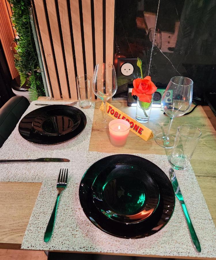 Jungle House Avec Jacuzzi A 10 Min De Disneyland -Taille Chambre- Conde-Sainte-Libiaire 외부 사진